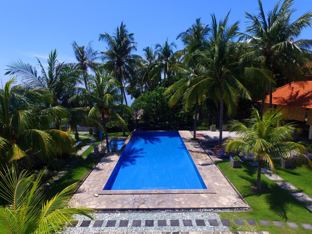 Ocean View Tulamben Dive & Resort Экстерьер фото