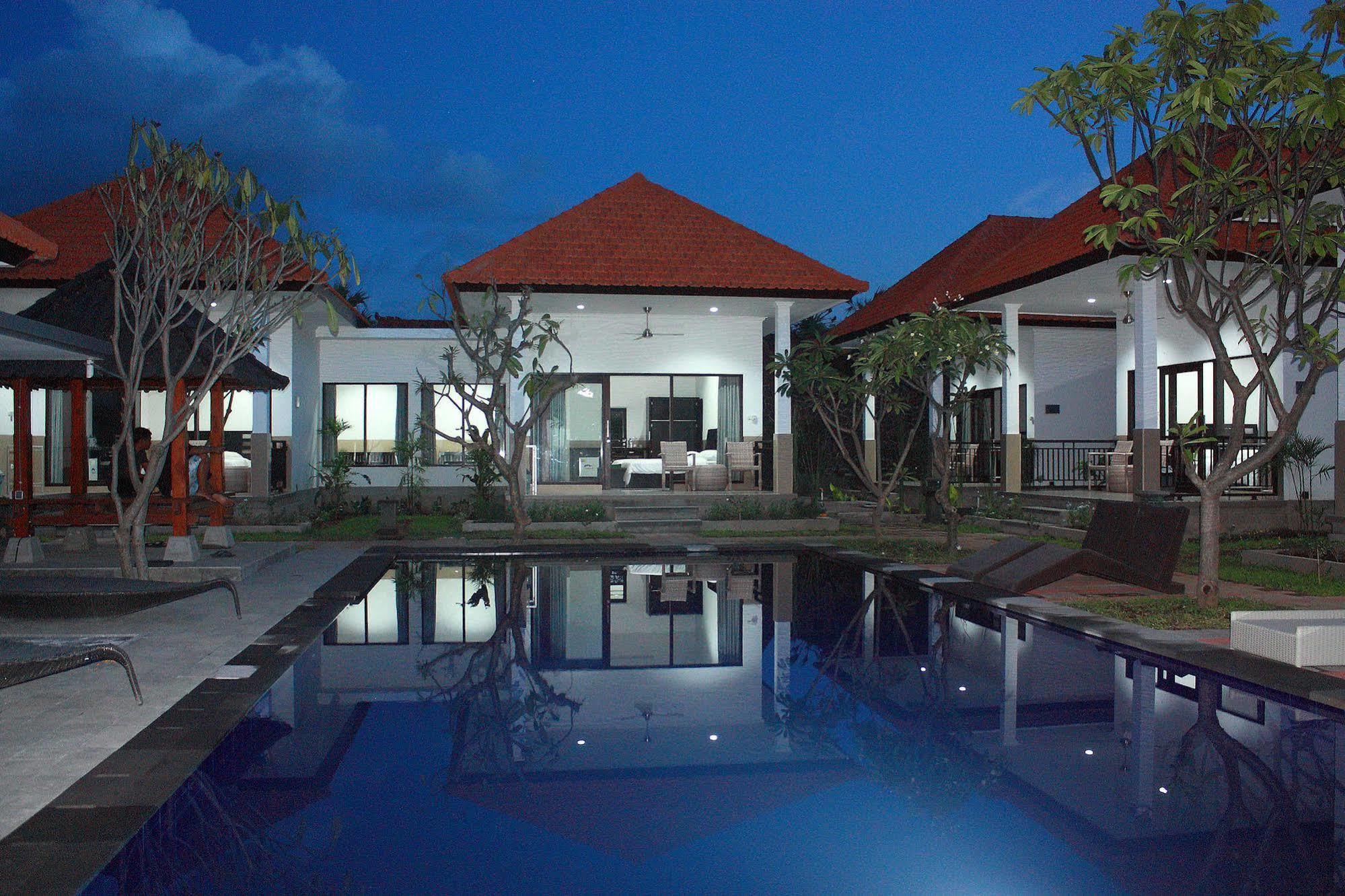 Ocean View Tulamben Dive & Resort Экстерьер фото